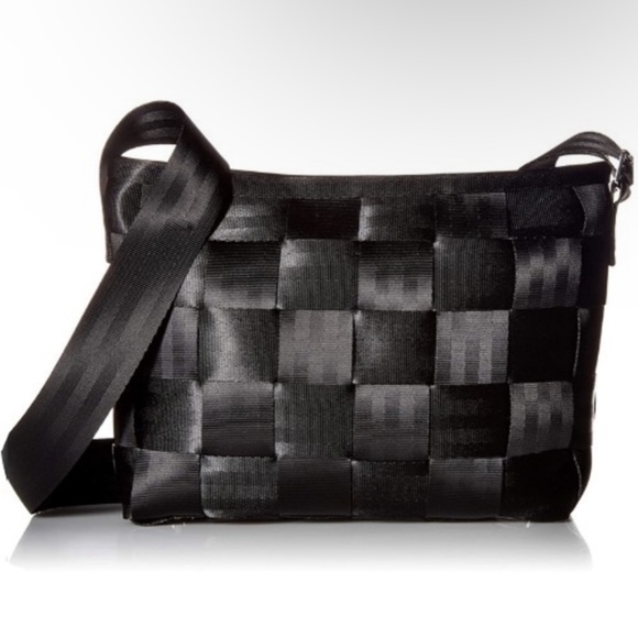 Harveys Handbags - HARVEYS Original Seatbelt Bag XL Black Convertible Tote Crossbody Weekender